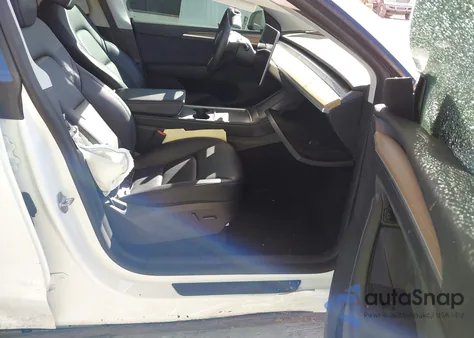 2022 Tesla Model Y Long Range Dual Motor All-Wheel Drive из США, поврежденный, VIN 7SAYGDEE8NA021164